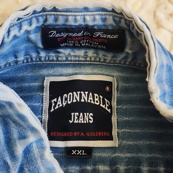 Button up - Picture 3 of 3